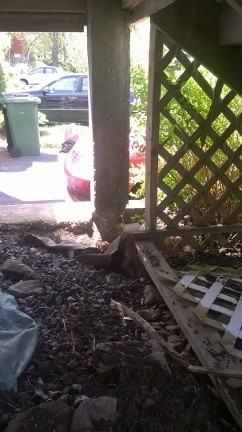 image of concrete pillar-concrete repair services completed in Halifax. NS by Pro Foundation Services based in Halifax, NS covering all of the Halifax-Dartmouth Regional Municipality, Chester, Bridgewater, liverpool, Windsor, Wolfville, Kentville, Elmsdale, Truro, Musquodoboit Harbour & surrounding area.